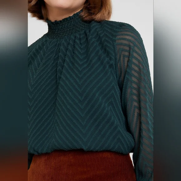 ONLY Emerald Green Chevron Blouse with Sheer Sleeves - S/4/36 - Picture 2 of 10